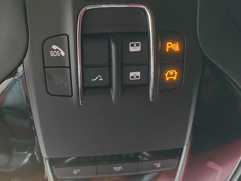 Maserati Ghibli — миниатюра 7