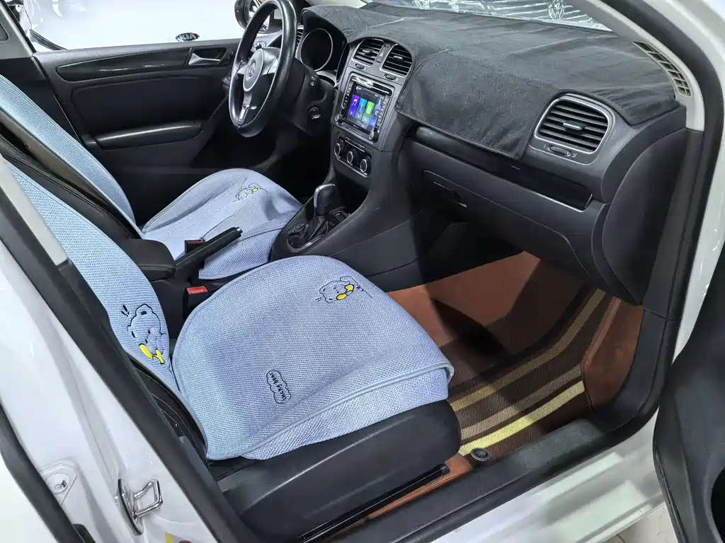 Volkswagen Golf — миниатюра 11