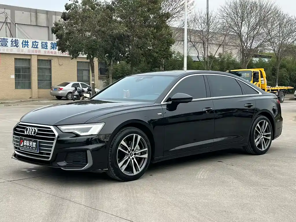 Audi A6L 2022