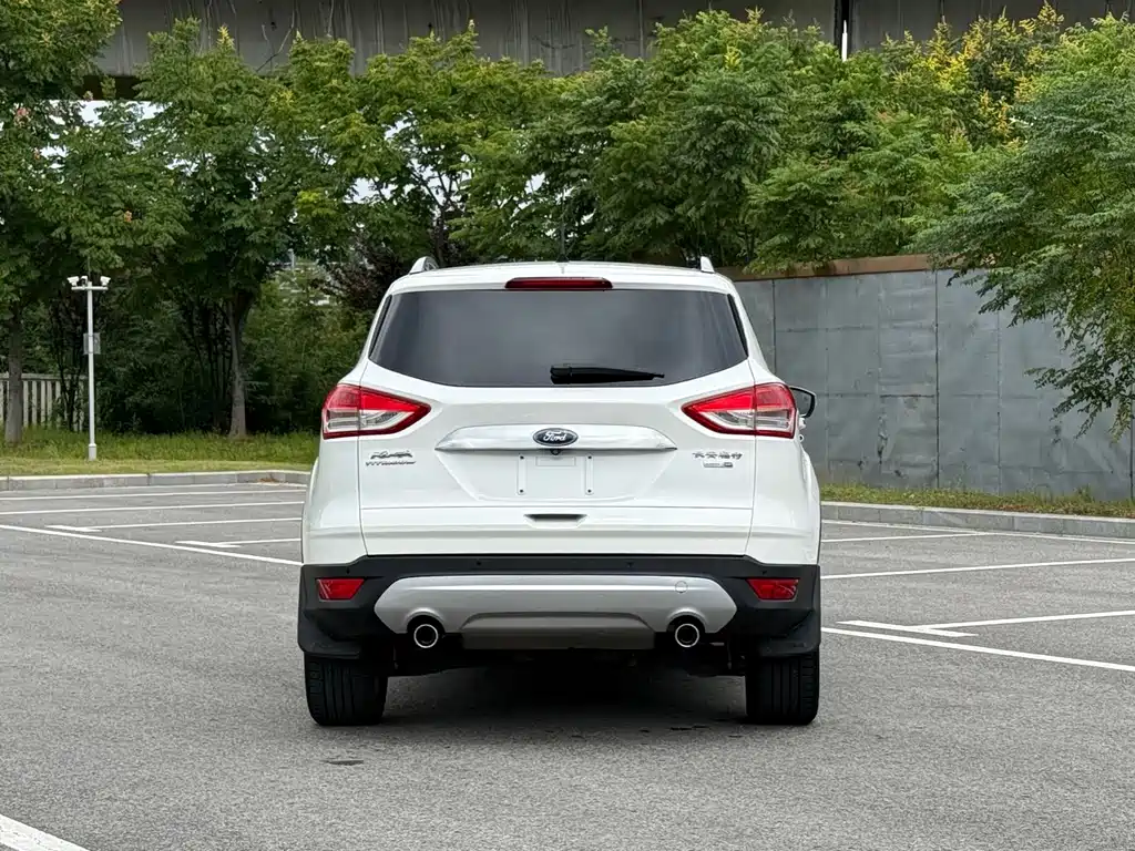 Ford Kuga — миниатюра 5