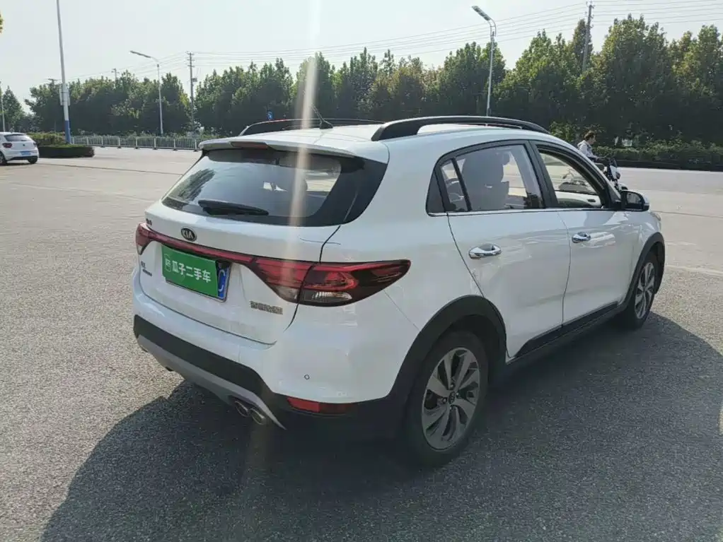 Kia KX Cross — миниатюра 7
