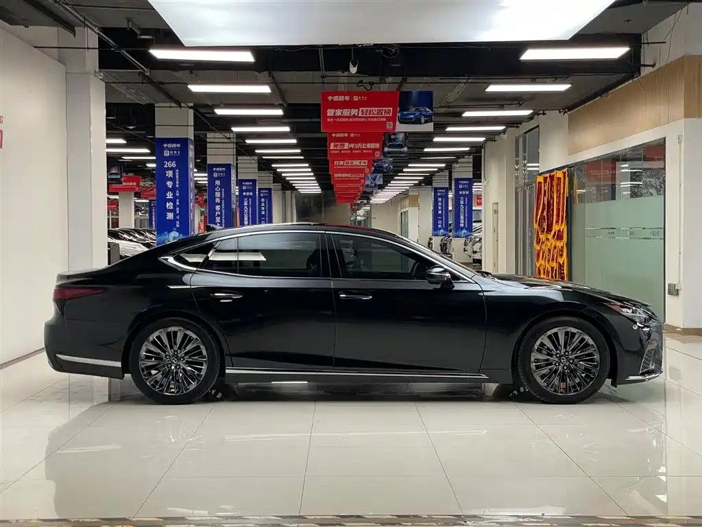 Lexus LS 2021 500h