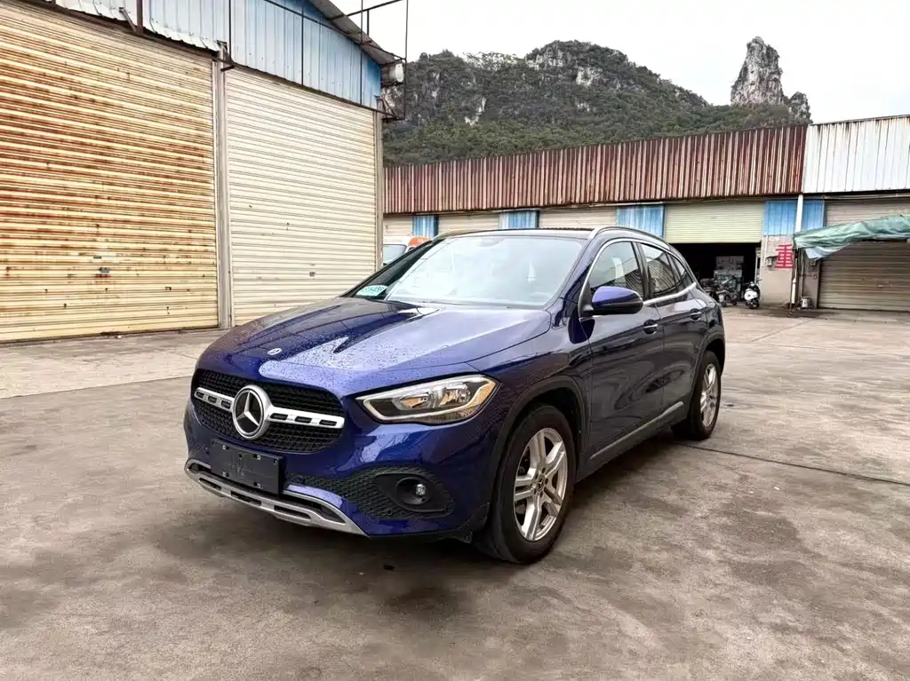Mercedes-Benz GLA 2021