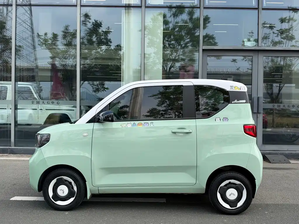 Wuling MINIEV — миниатюра 5