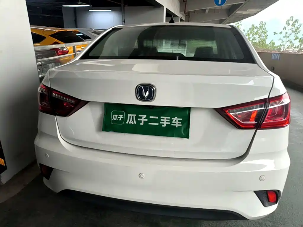 Changan Eado DT — миниатюра 6