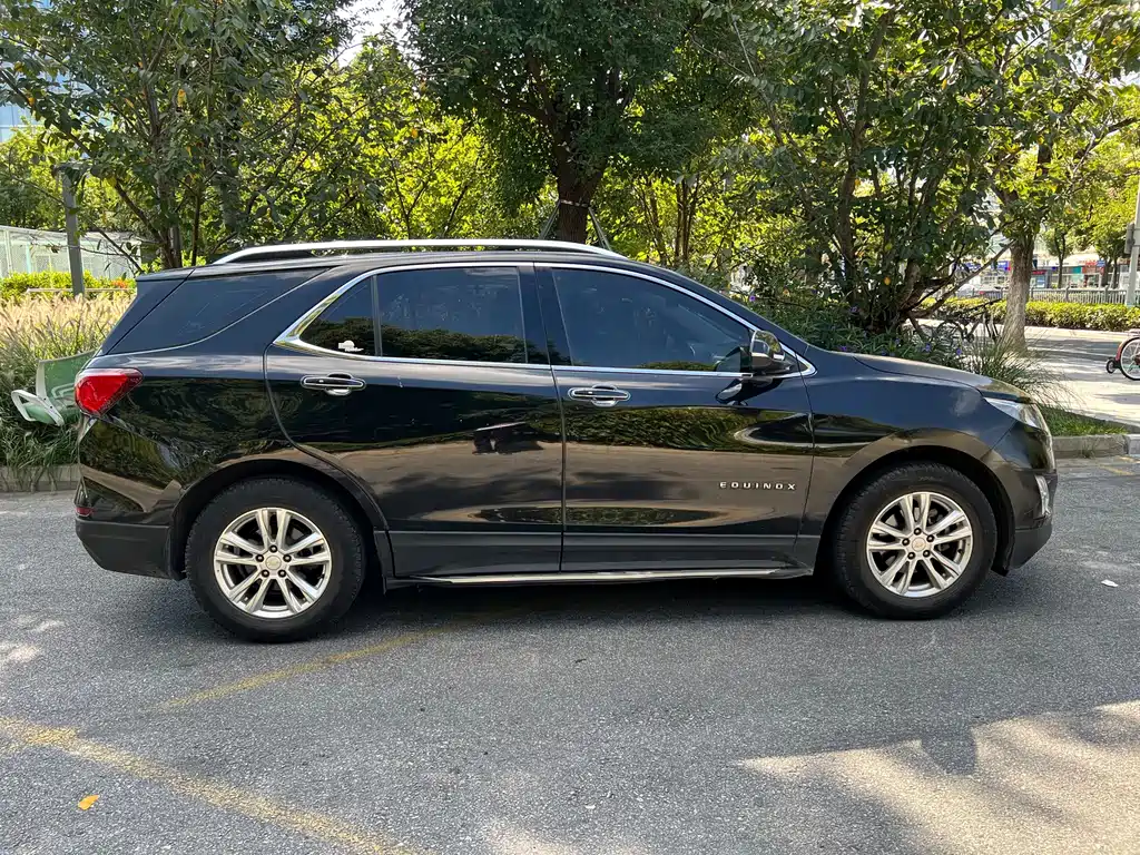 Chevrolet Equinox — миниатюра 4