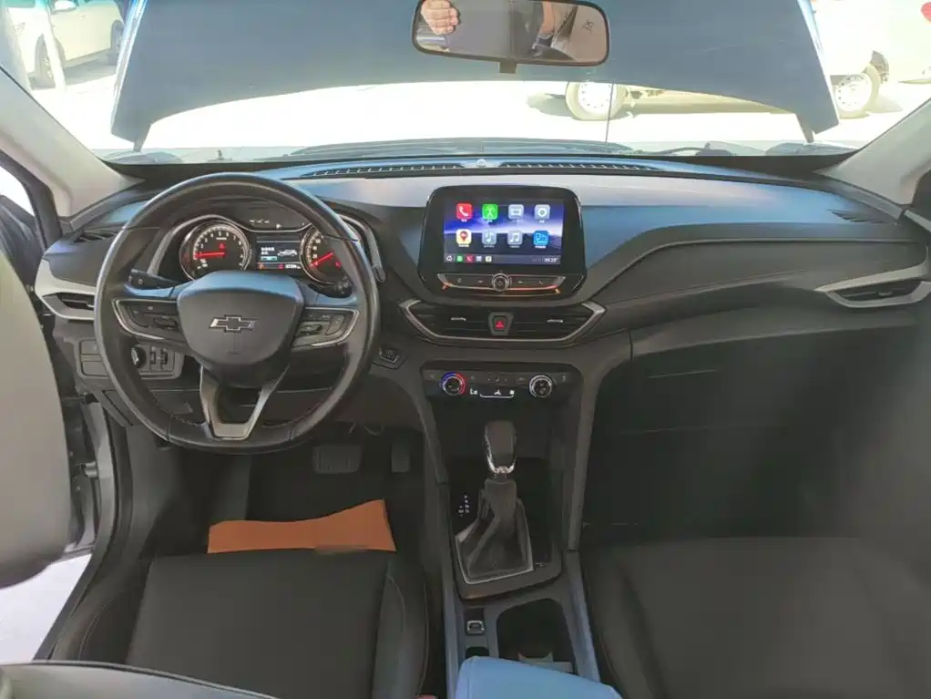 Chevrolet Volando — миниатюра 9