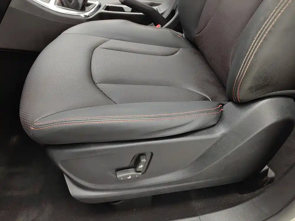 Baojun 560 — миниатюра 20