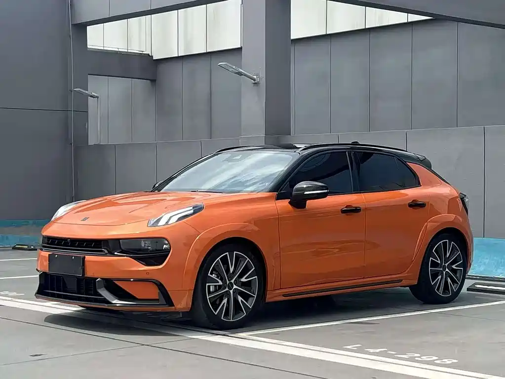 Lynk & Co 02 Hatchback