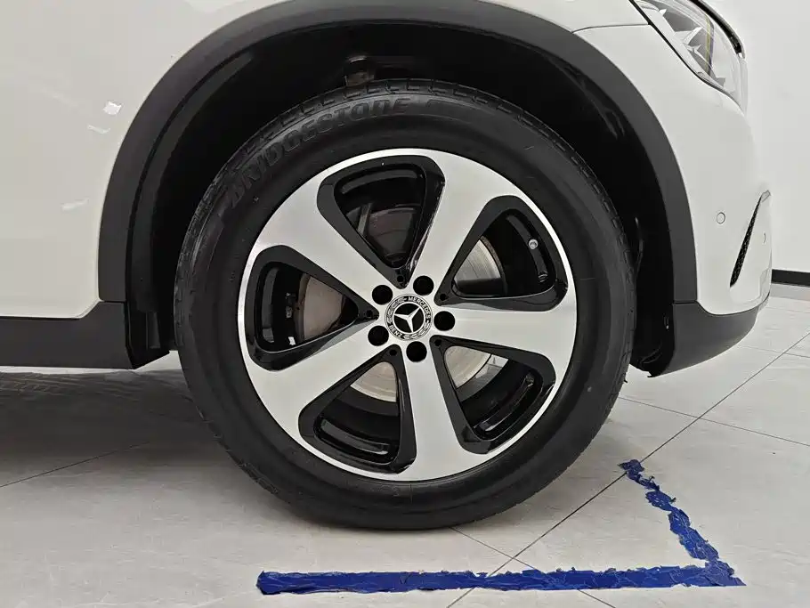 Mercedes-Benz GLC — миниатюра 6
