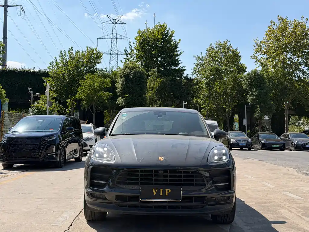 Porsche Macan — миниатюра 2