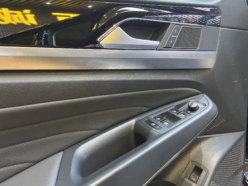 Volkswagen Passat — миниатюра 6