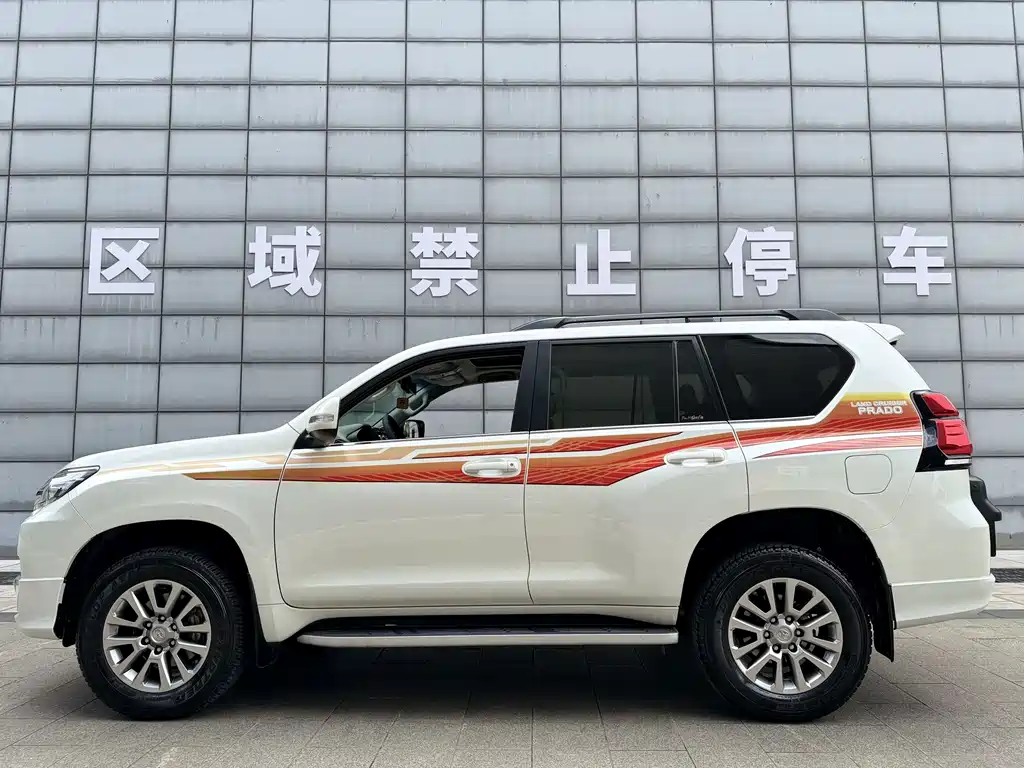 Toyota Prado — миниатюра 4