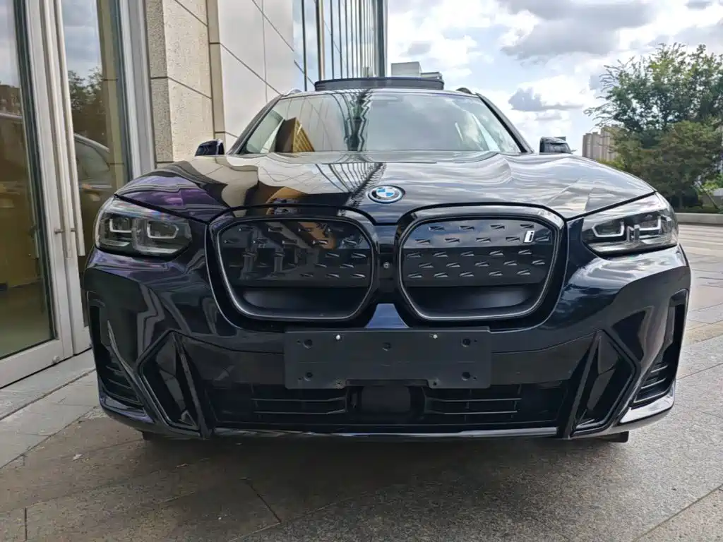 BMW iX3 — миниатюра 3