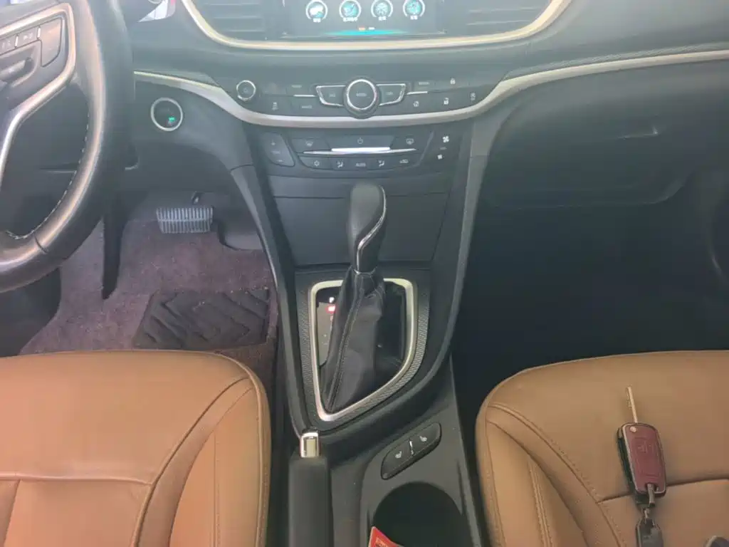 Buick Excelle — миниатюра 14
