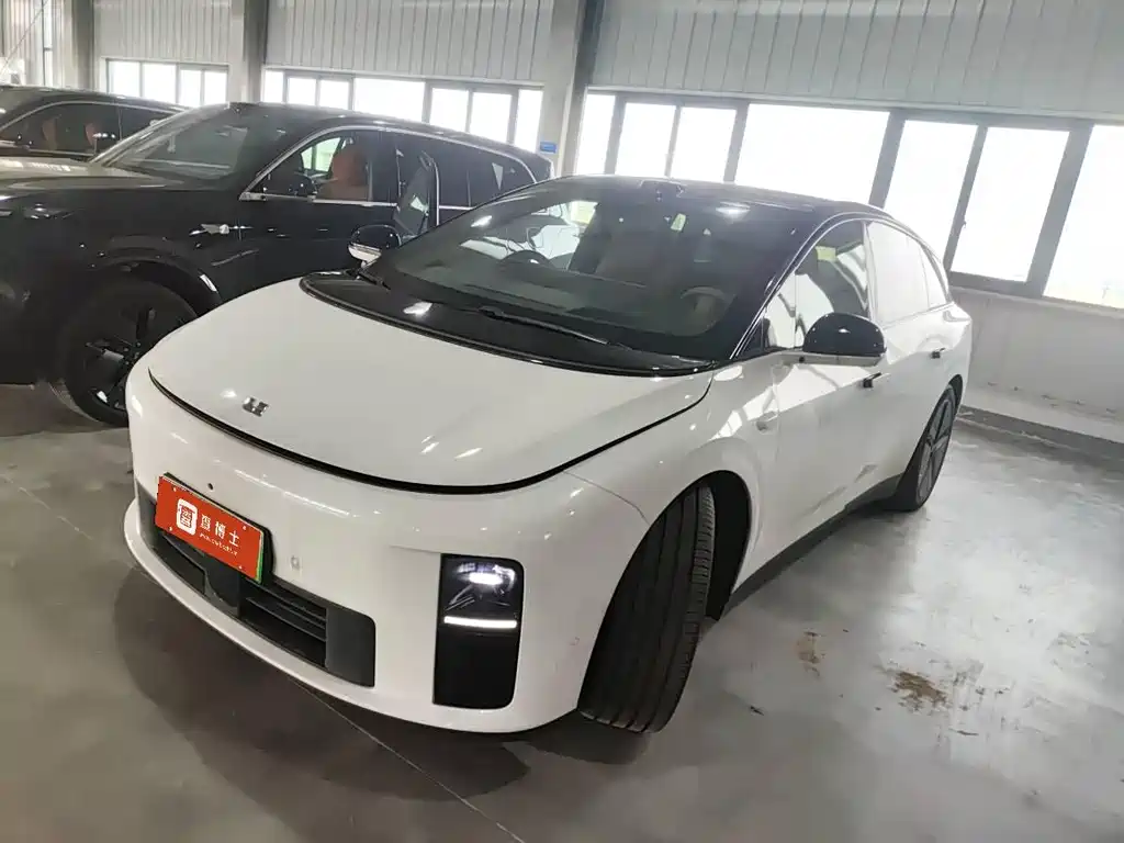 Li Auto 理想i6 2025