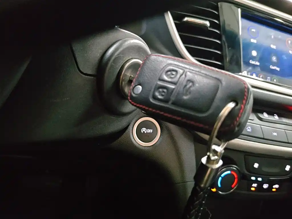 Buick Excelle — миниатюра 9