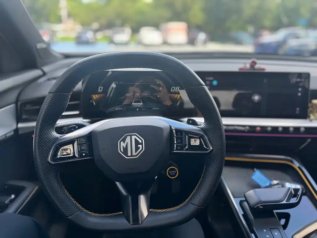 MG MG5 Scorpio — миниатюра 7