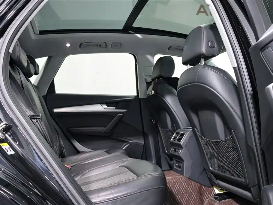 Audi Q5L — миниатюра 6