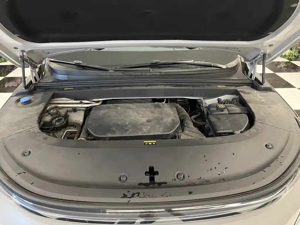 Li Auto Li L6 — миниатюра 10