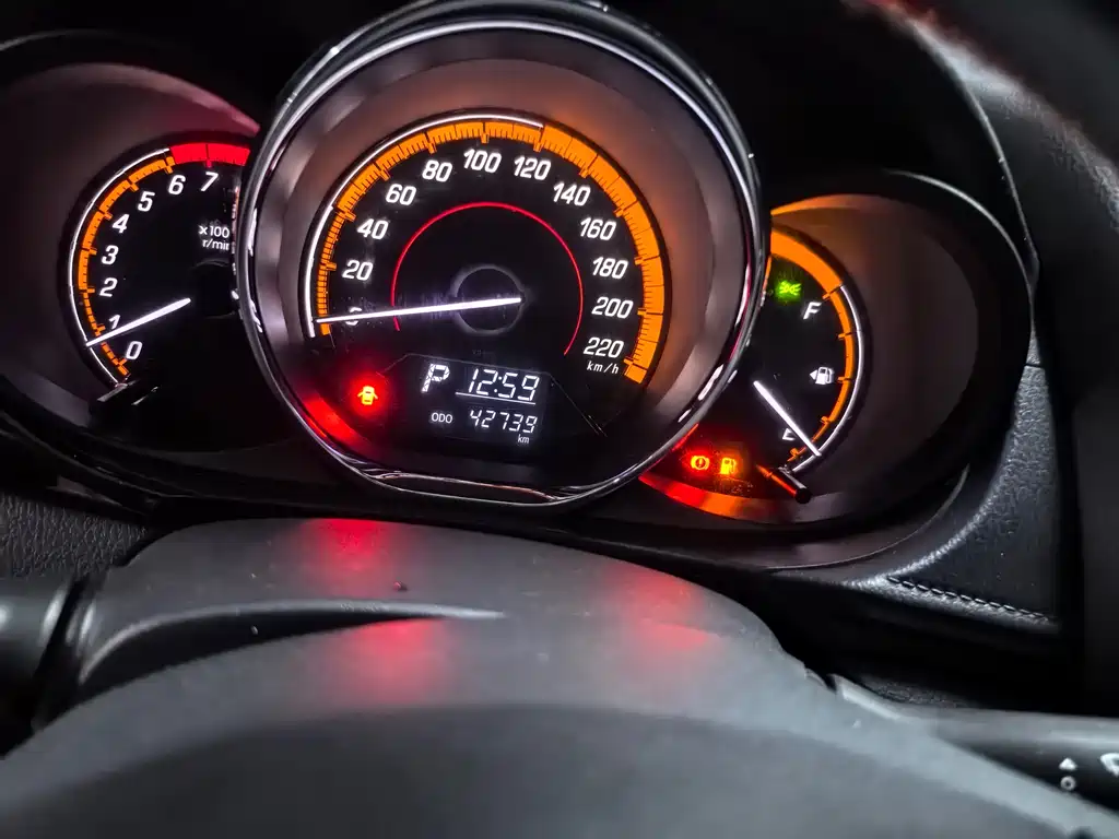 TOYOTA YARIS L ZHIXUAN