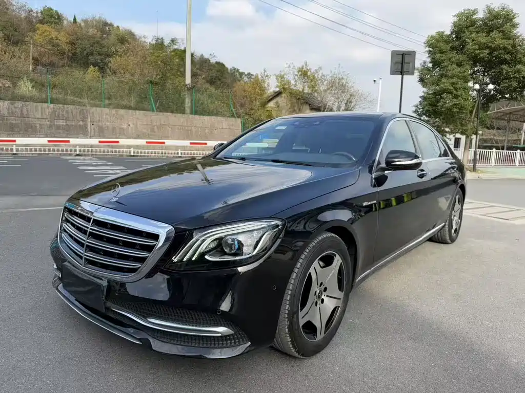 Mercedes-Benz S-Class 2020