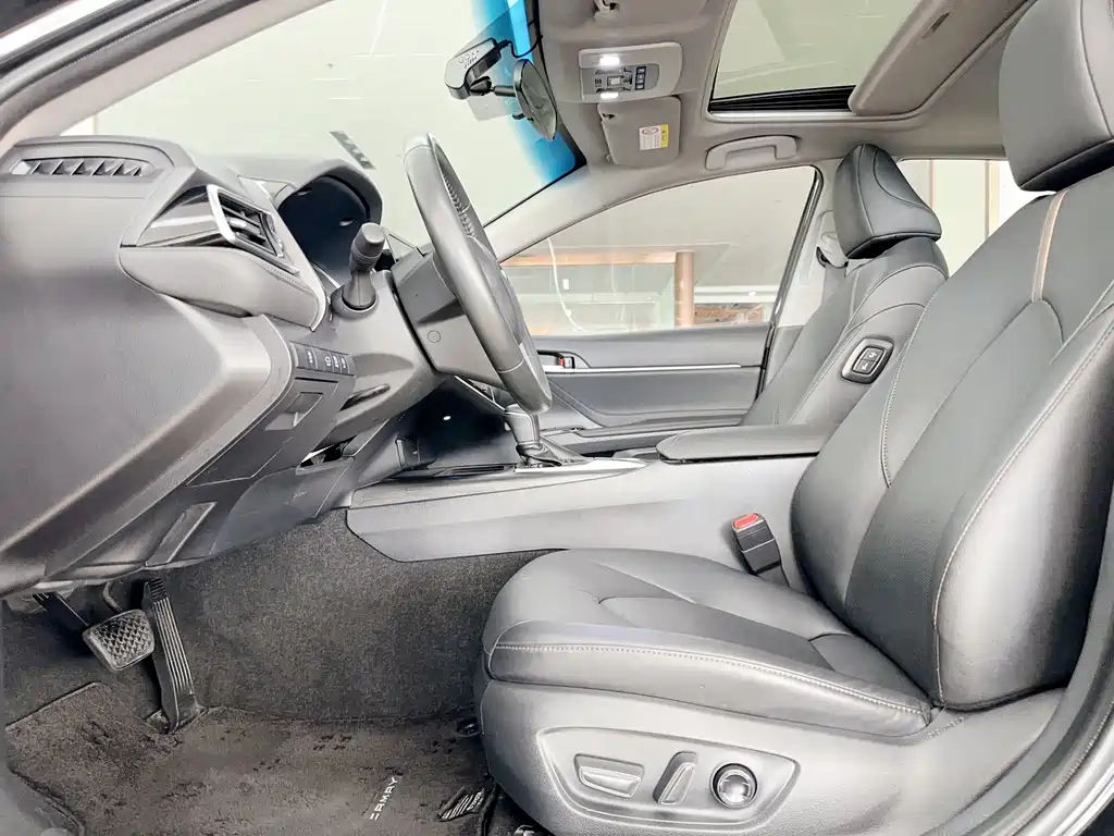 Toyota Camry 2022 2.0GVP Lead