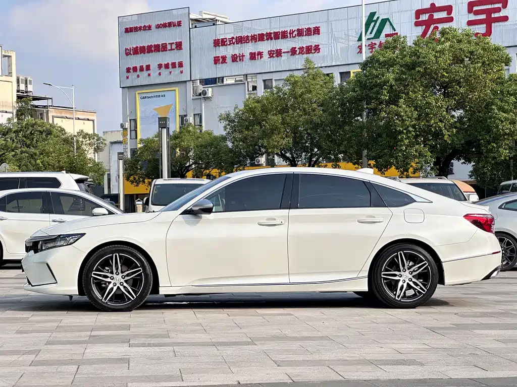 Honda Inspire — миниатюра 4