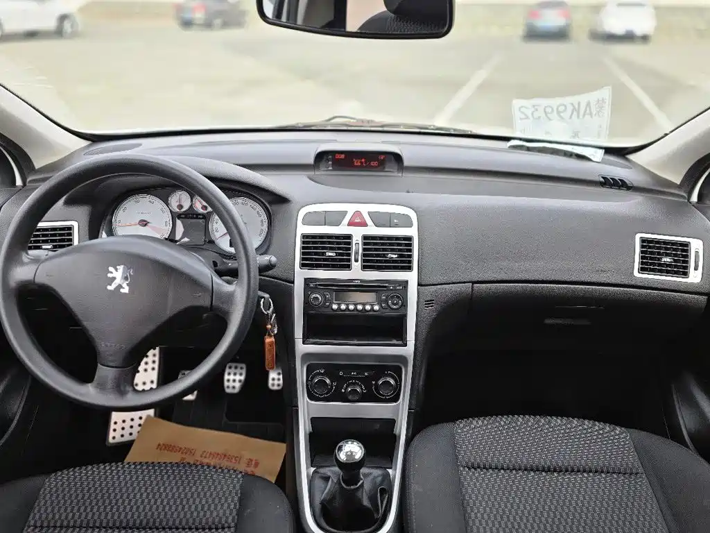 Peugeot 307 — миниатюра 9