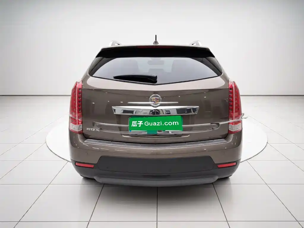 Cadillac SRX — миниатюра 5