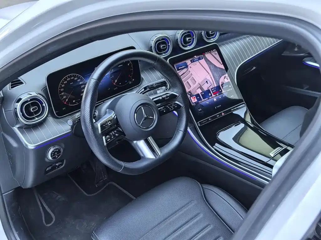 Mercedes-Benz C-Class — миниатюра 18
