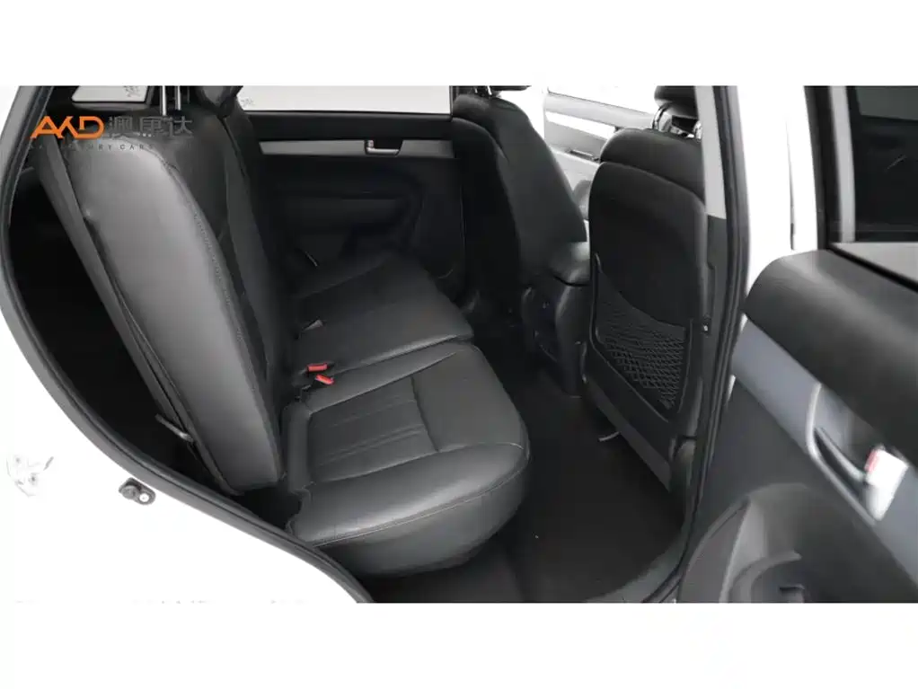 Kia Sorento — миниатюра 8