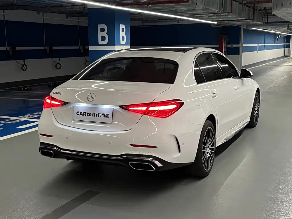 Mercedes-Benz C-Class — миниатюра 8