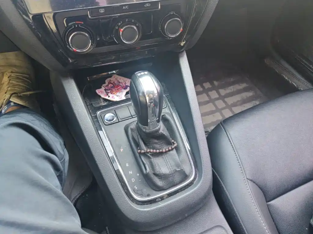 Volkswagen Sagitar — миниатюра 19