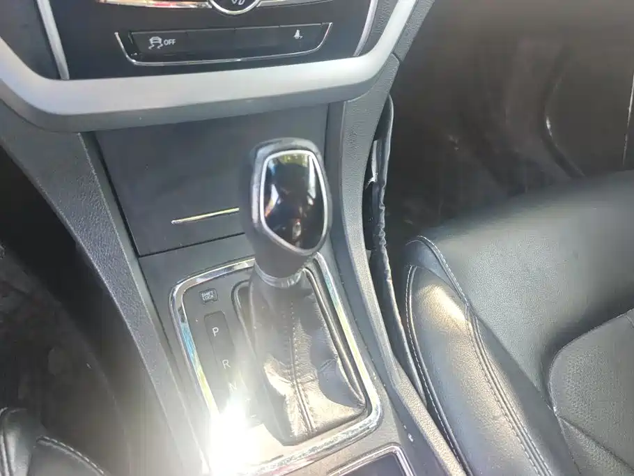 Geely Emgrand — миниатюра 16