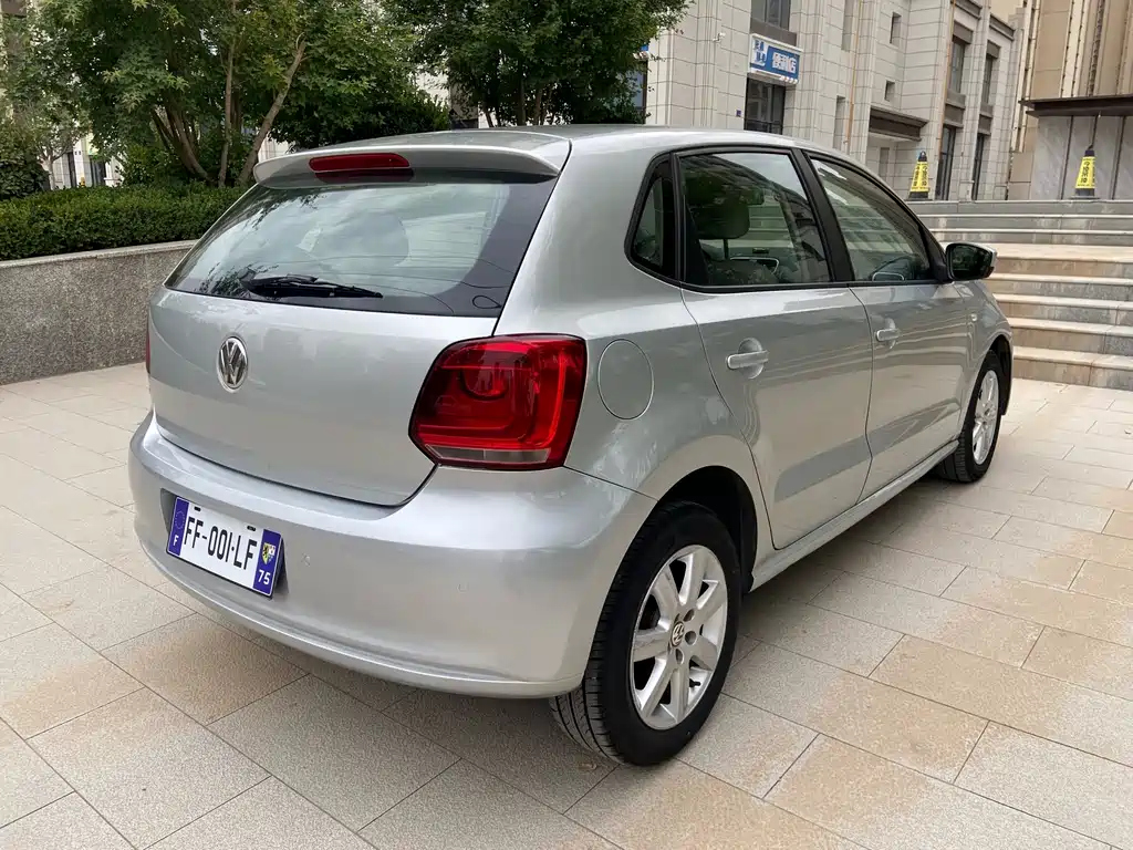 Volkswagen Polo — миниатюра 6