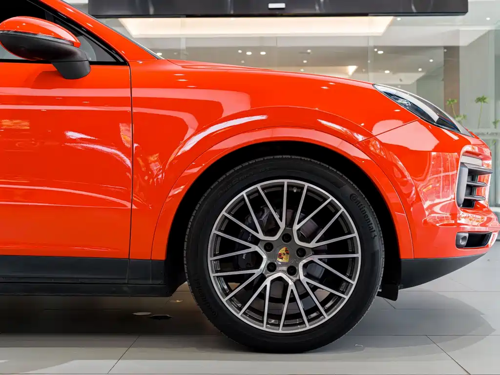Porsche Cayenne — миниатюра 26