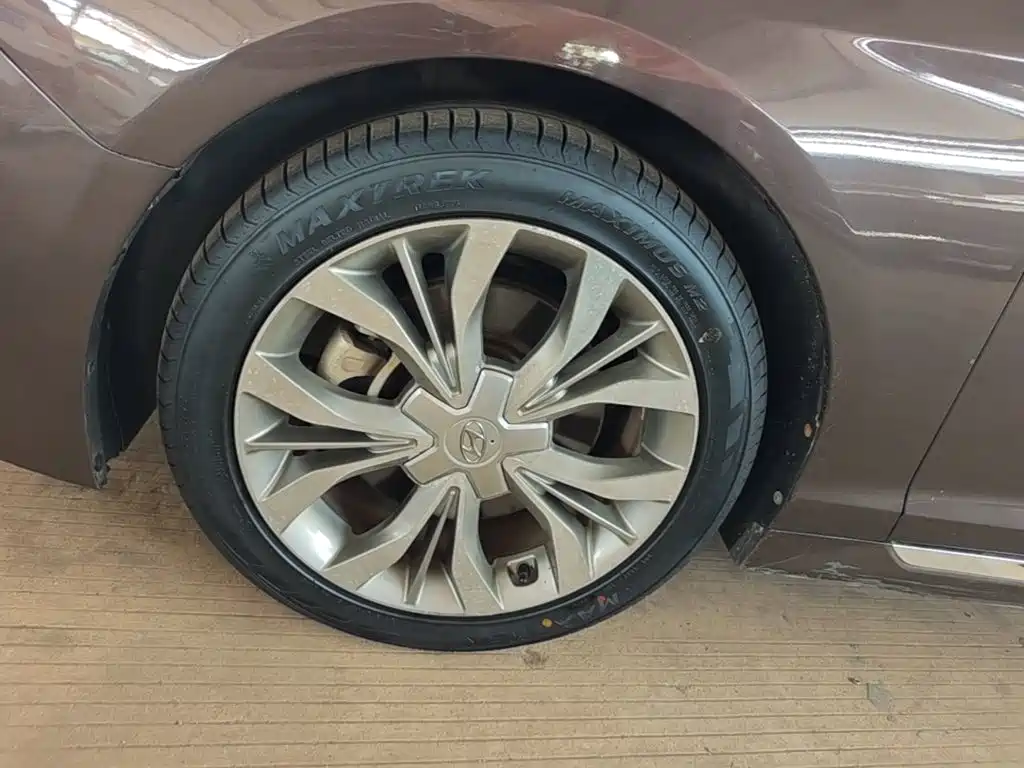 Hyundai Sonata — миниатюра 23