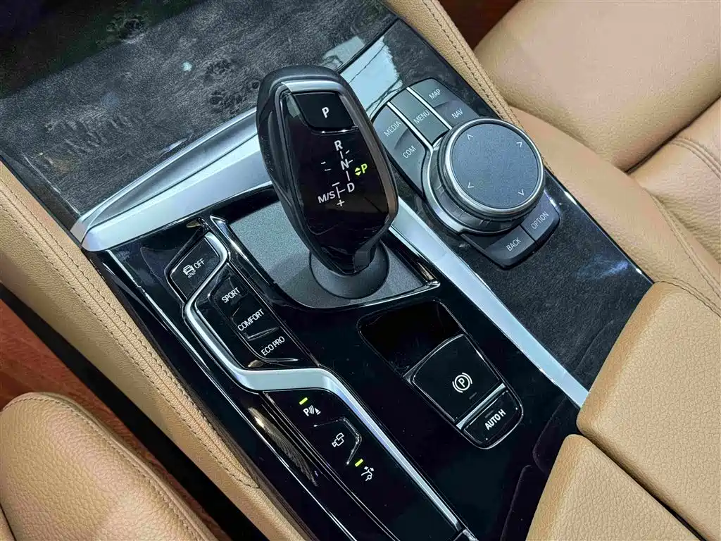 BMW 6 Series GT — миниатюра 16