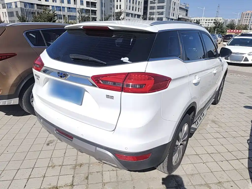 Geely Boyue — миниатюра 7