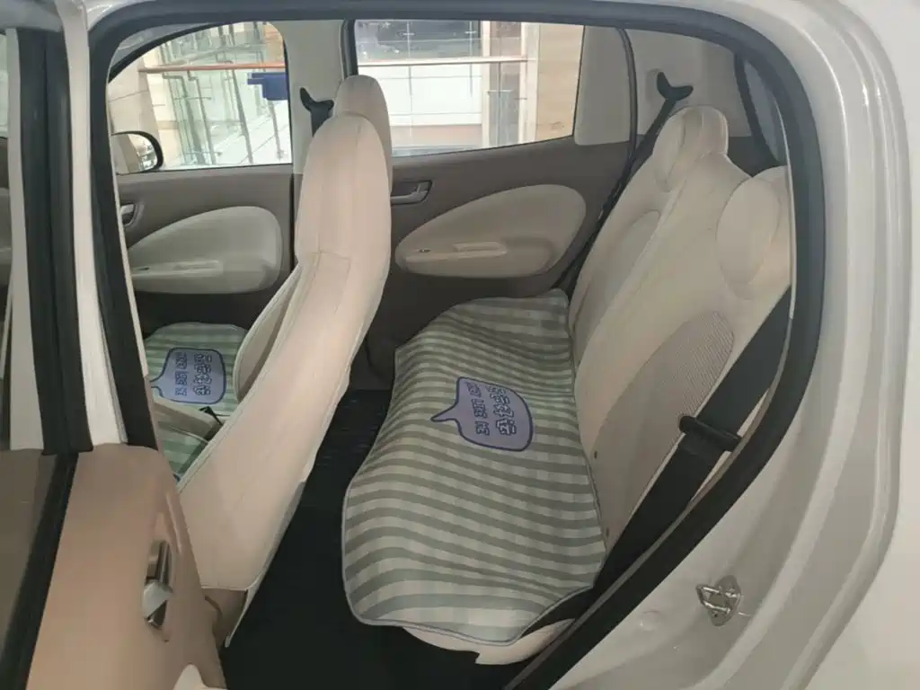 Wuling MINIEV — миниатюра 17