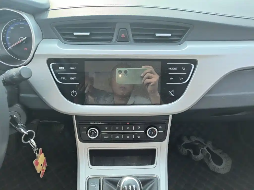 Geely Vision — миниатюра 13