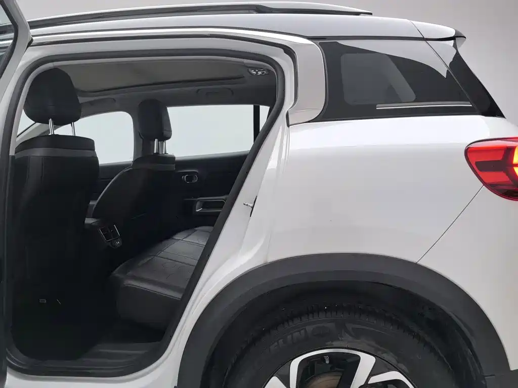 Citroen C5 AIRCROSS — миниатюра 15