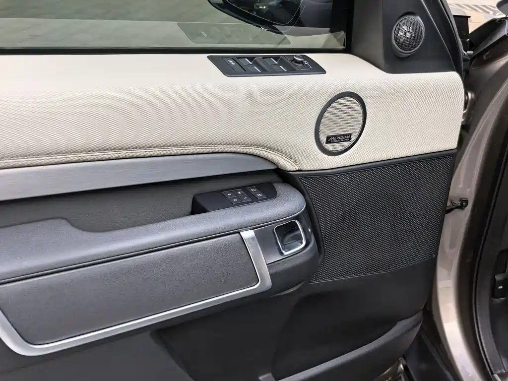 Land Rover Discovery 2021 360PS R-Dynamic HSE