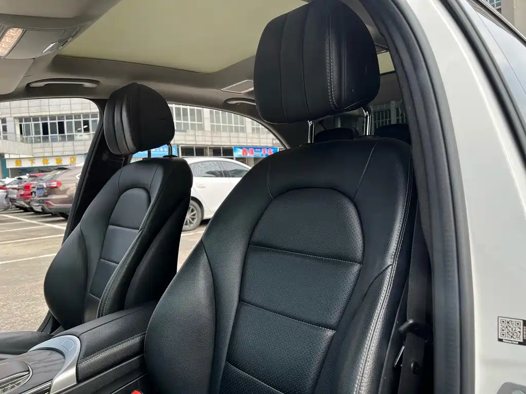 Mercedes-Benz C-Class — миниатюра 18