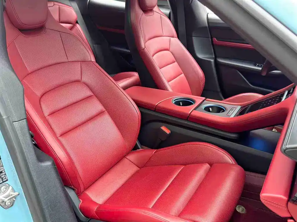 Porsche Taycan — миниатюра 16
