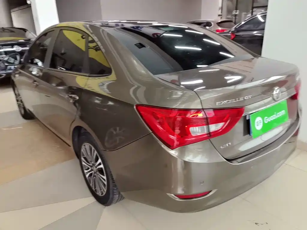 Buick Excelle — миниатюра 5