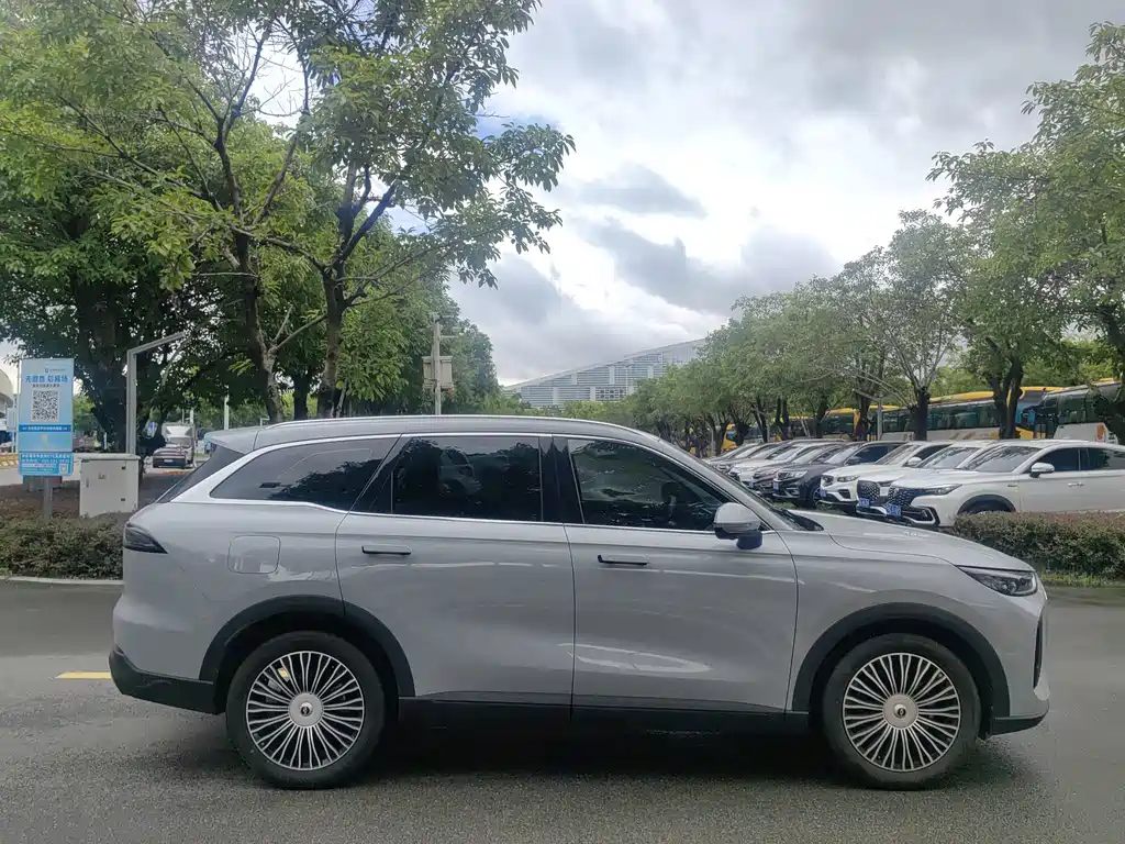 Chery Tiggo 8L — миниатюра 4