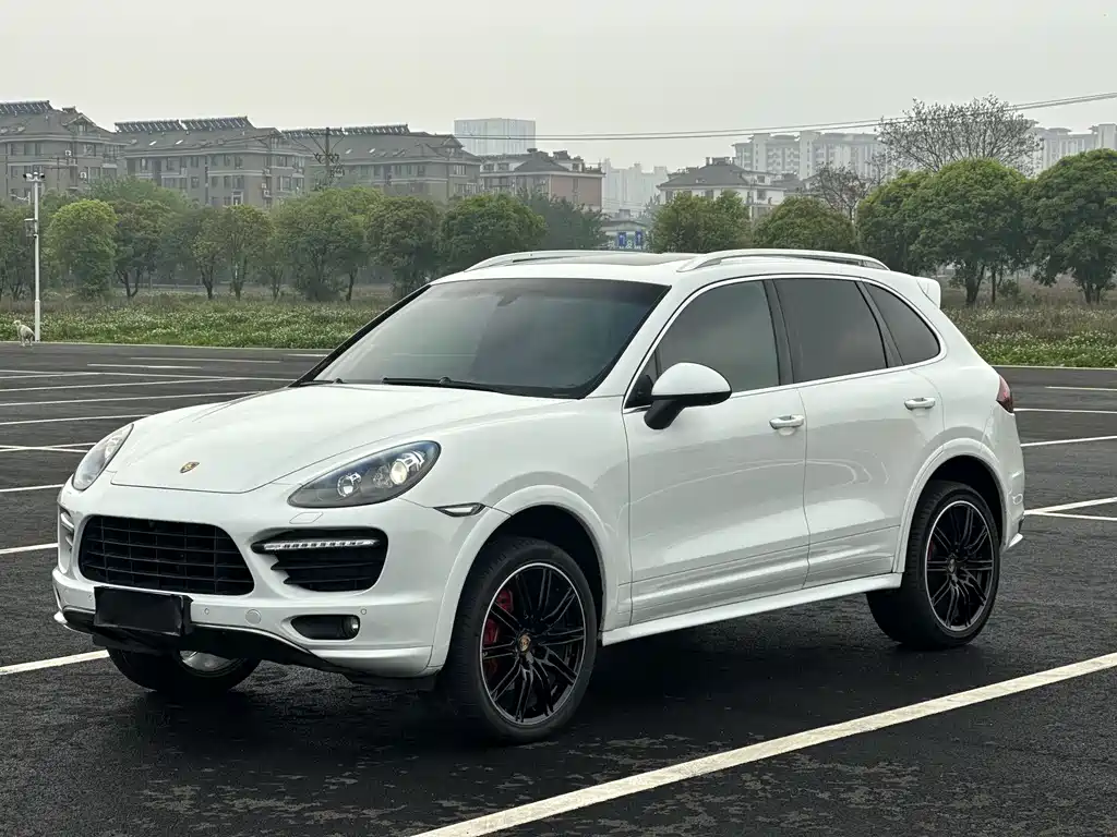 Porsche Cayenne 2014