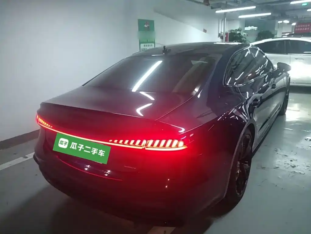 Audi A7L — миниатюра 7